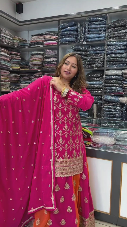 The Queen’s Wardrobe👑